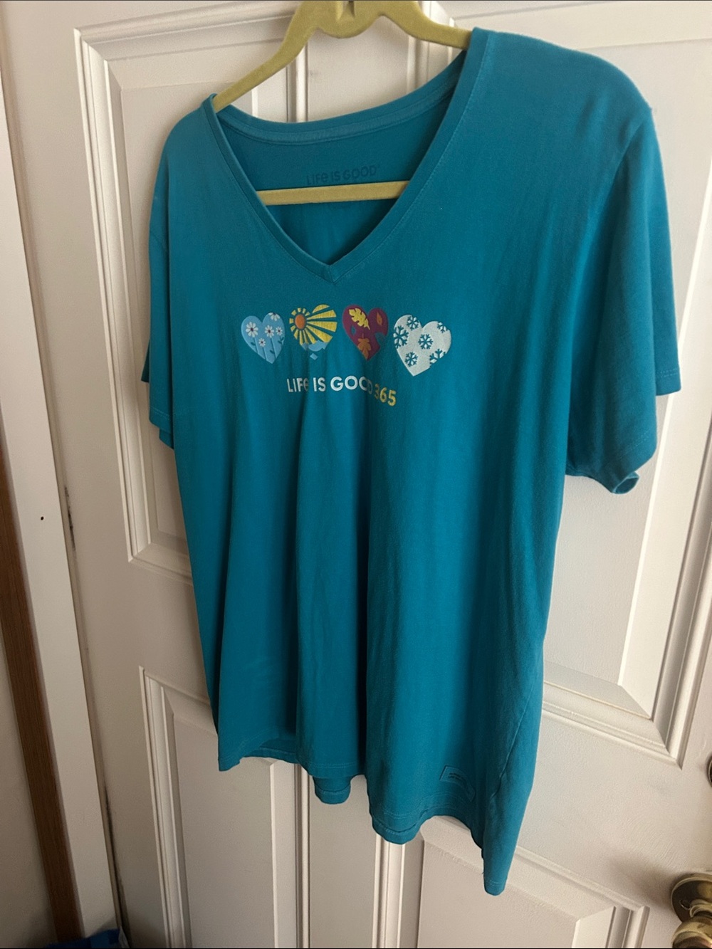 Life Is Good Teal V-Neck Short Sleeve Tee with Seasonal Heart Graphics - Picture 9 of 10